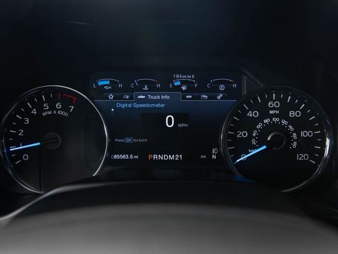 Used 2016 Ford F150 Lariat w/ Equipment Group 501A Mid image 33