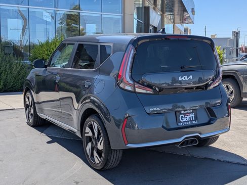 Used 2025 Kia Soul GT-Line w/ GT-Line Technology Package FWD image 7