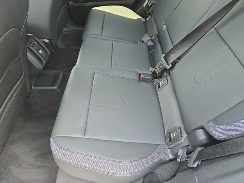 Used 2025 MINI Cooper Countryman S w/ Comfort Package Max image 16