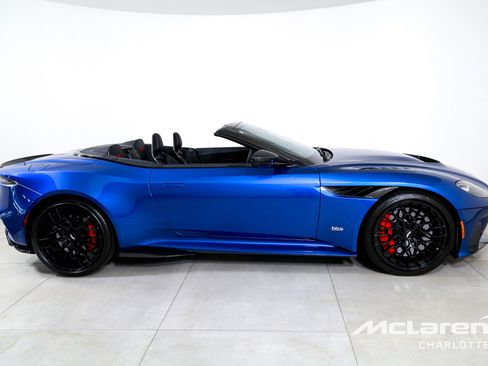 Used 2023 Aston Martin DBS Superleggera Volante image 10
