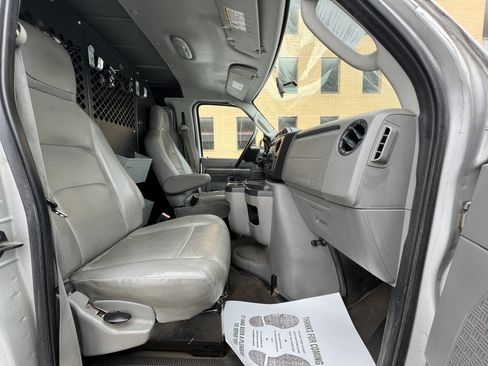 Used 2011 Ford E-250 and Econoline 250 Extended w/ Commercial Cargo Van Pkg image 16