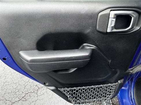 Certified 2018 Jeep Wrangler Unlimited Sport S image 19