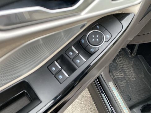 Used 2021 Ford Explorer Platinum w/ Equipment Group 601A image 39