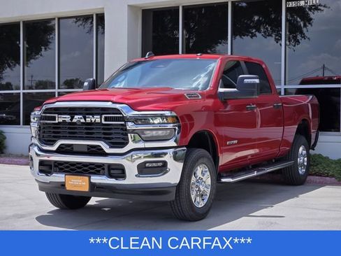 Certified 2026 RAM 2500 Big Horn AWD/4WD image 3