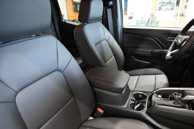 New 2026 GMC Canyon Elevation w/ Convenience Package AWD/4WD image 10