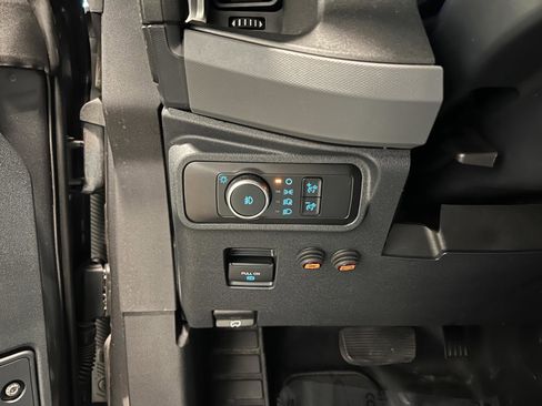 Used 2024 Ford Bronco Big Bend image 15