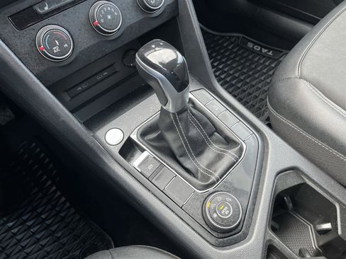 Used 2022 Volkswagen Taos SE w/ IQ.Drive SE Package image 23