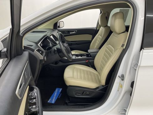 Used 2020 Ford Edge SEL image 18