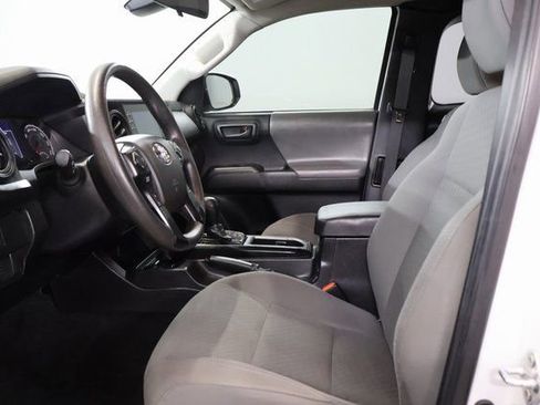 Used 2023 Toyota Tacoma SR w/ SR Convenience Package image 14