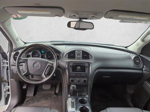 Used 2017 Buick Enclave Leather FWD image 16