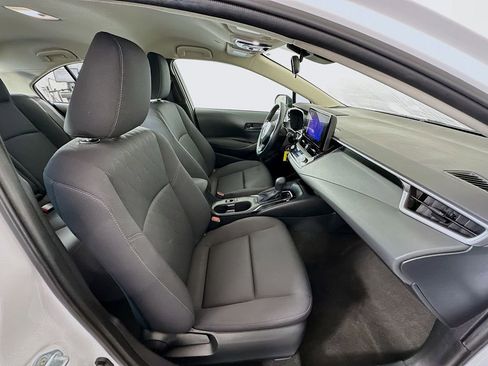 Used 2024 Toyota Corolla LE image 27