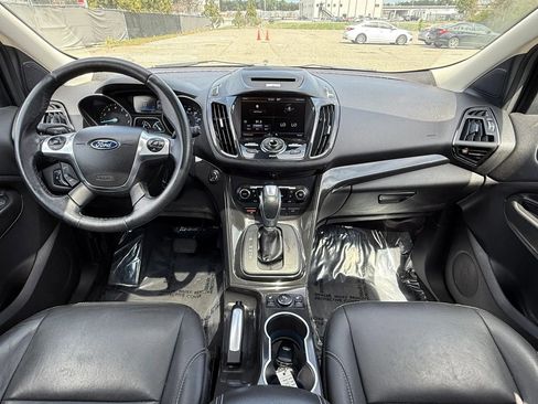Used 2015 Ford Escape Titanium image 3