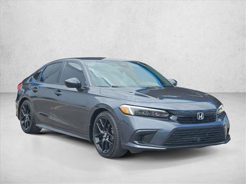 Used 2024 Honda Civic Sport image 2