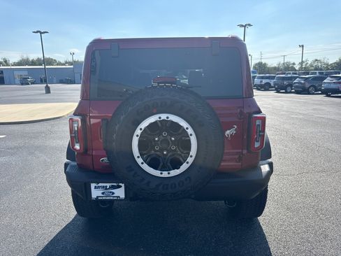 New 2025 Ford Bronco Badlands image 7