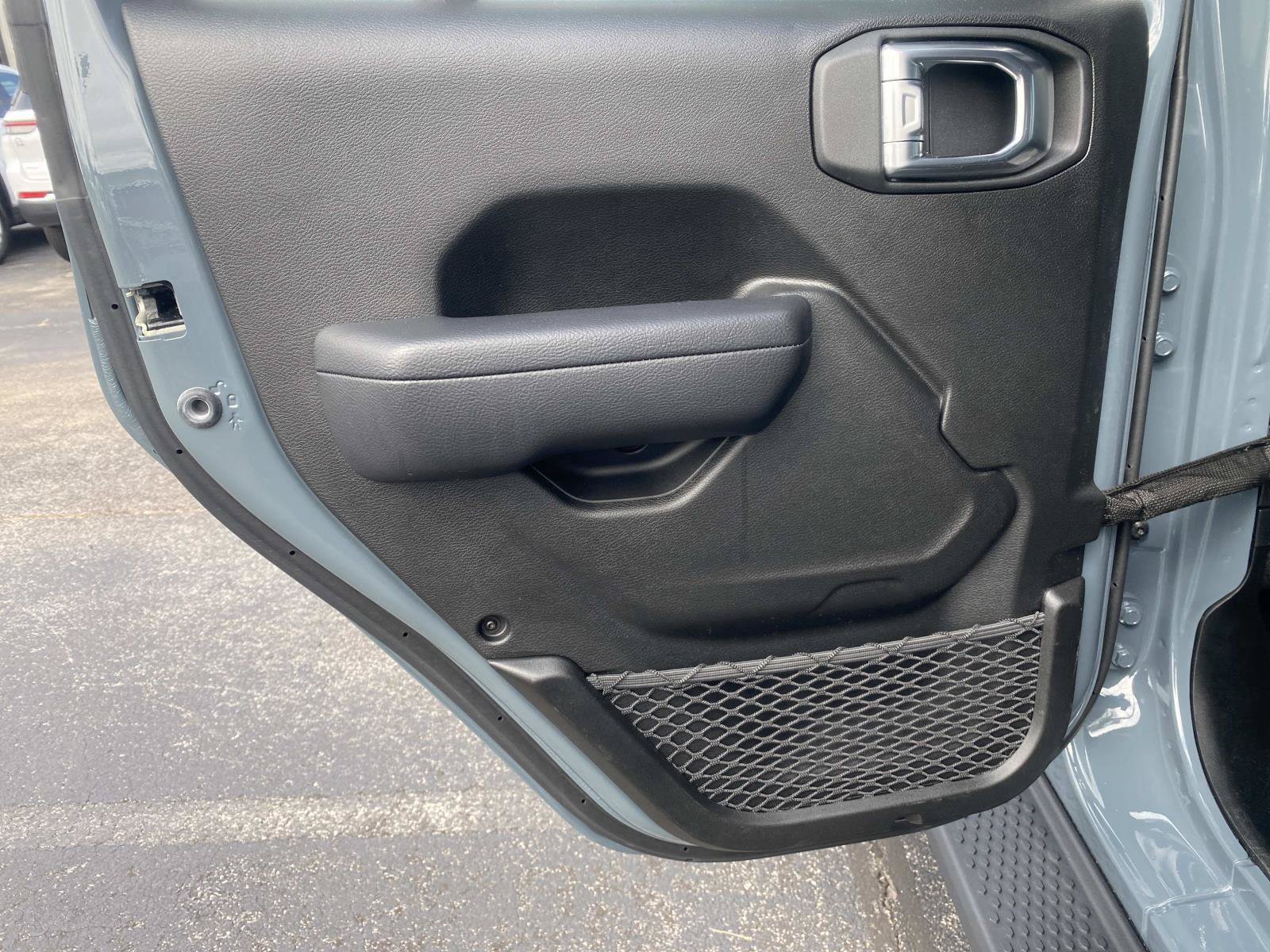 Used 2024 Jeep Wrangler Unlimited Sport AWD/4WD image 16