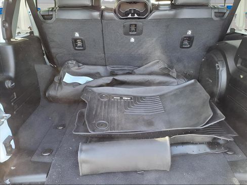 Used 2019 Jeep Wrangler Unlimited Rubicon image 5