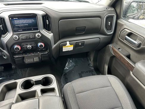 Used 2022 GMC Sierra 1500 Elevation image 18