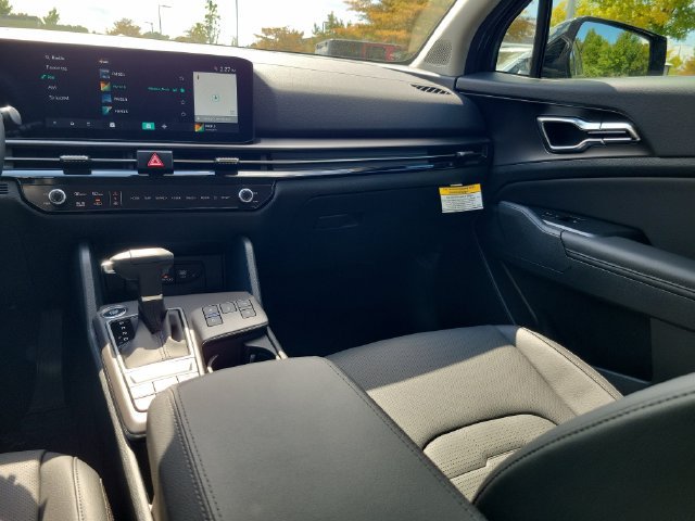 New 2027 Kia Sportage SX FWD image 11
