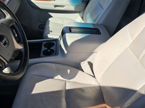 Used 2008 GMC Sierra 1500 SLT w/ SLE/SLT Trailering Package image 13