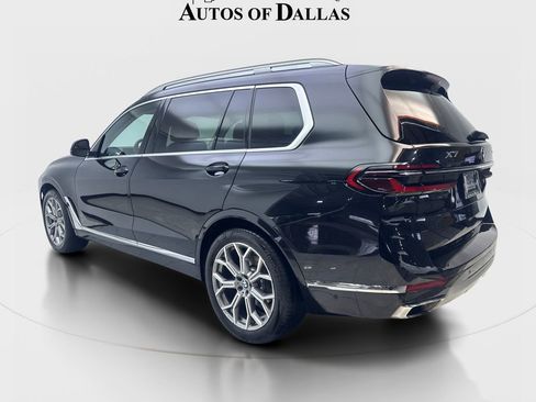 Used 2023 BMW X7 xDrive40i AWD/4WD image 9