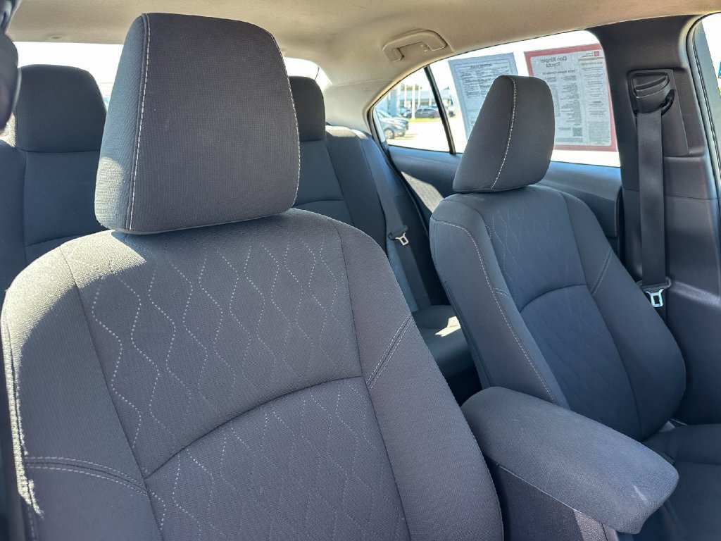 Used 2025 Toyota Corolla LE FWD image 22
