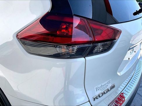 Used 2019 Nissan Rogue SL w/ Premium Package AWD/4WD image 22