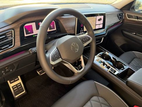 New 2026 Volkswagen Atlas SEL Premium R-Line image 8