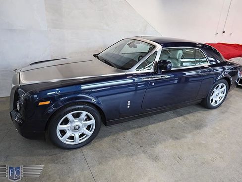 Used 2010 Rolls-Royce Phantom Coupe RWD image 52