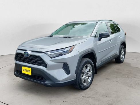 Used 2024 Toyota RAV4 LE AWD/4WD image 1