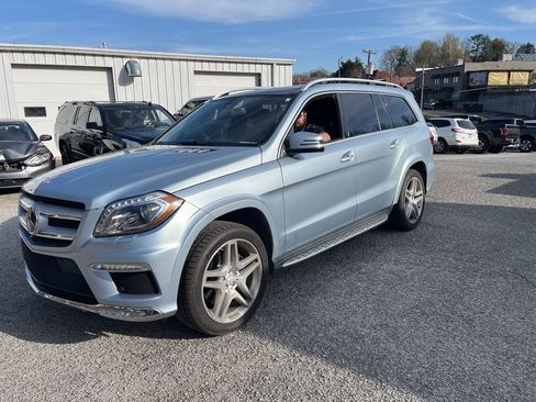 Used 2016 Mercedes-Benz GL 550 4MATIC image 7