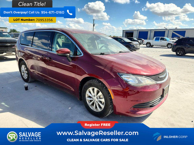 Used 2017 Chrysler Pacifica Touring w/ Tire & Wheel Group FWD image 5