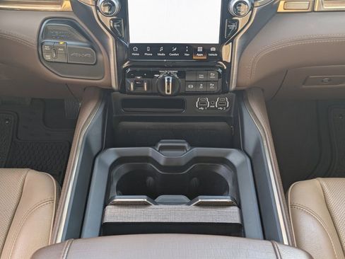 Used 2024 RAM 3500 Limited w/ Safety Group image 20