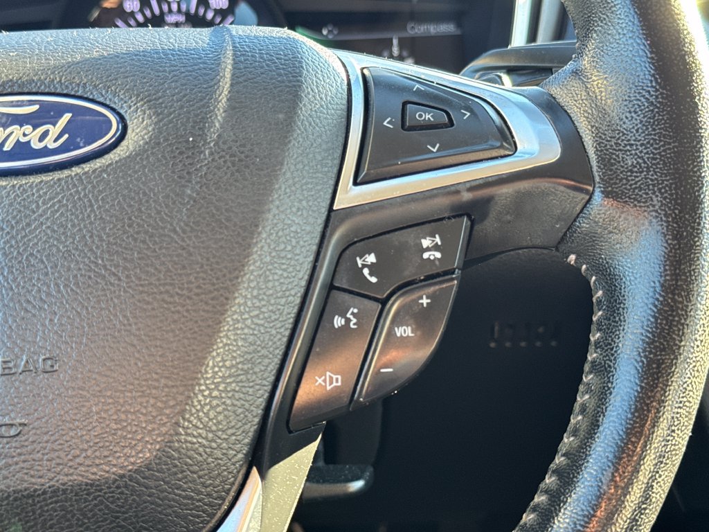 Used 2019 Ford Fusion SE w/ Equipment Group 151A FWD image 19