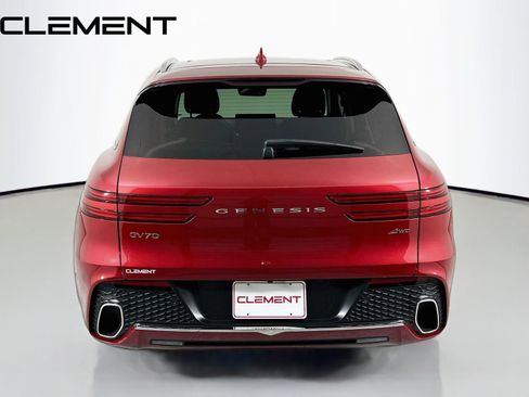 Used 2023 Genesis GV70 2.5T w/ Advanced Package AWD/4WD image 8