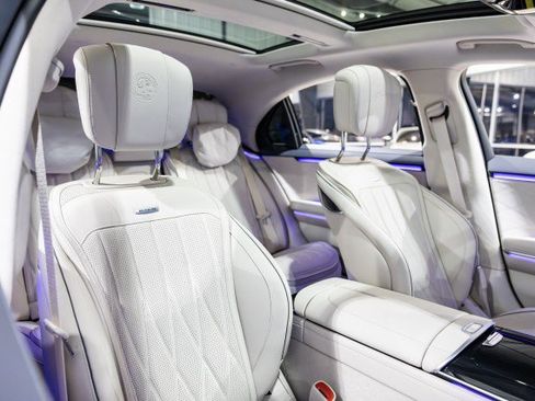 Used 2025 Mercedes-Benz S 63 AMG S image 29