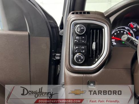 Used 2021 Chevrolet Silverado 1500 LT Trail Boss w/ Convenience Package II AWD/4WD image 30
