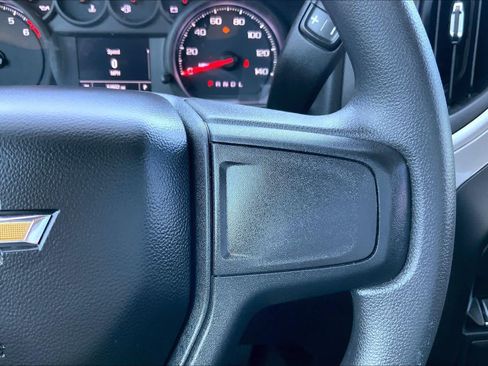 Used 2022 Chevrolet Silverado 1500 Custom RWD image 25