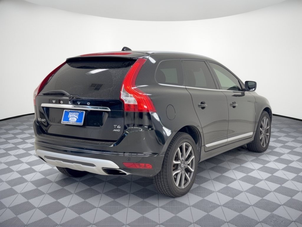 Used 2017 Volvo XC60 T6 Dynamic w/ Preferred Option Package AWD/4WD image 7