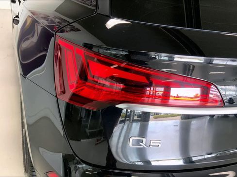 Certified 2023 Audi Q5 2.0T Premium Plus w/ Premium Plus Package AWD/4WD image 28