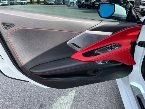 Used 2021 Chevrolet Corvette Stingray Preferred Cpe w/ 2LT image 5