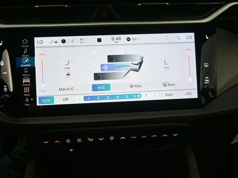 New 2026 Jeep Cherokee Limited AWD/4WD image 3