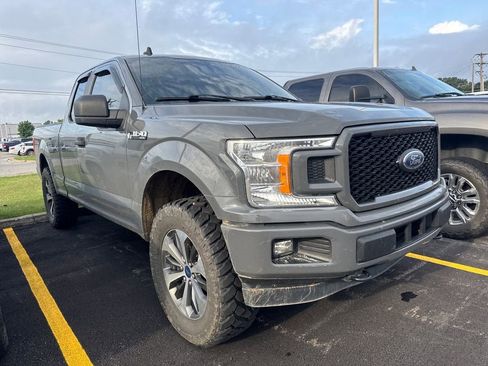 Used 2020 Ford F150 XL w/ Equipment Group 101A Mid AWD/4WD image 3