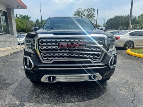 Used 2020 GMC Sierra 1500 Denali w/ Technology Package AWD/4WD image 3