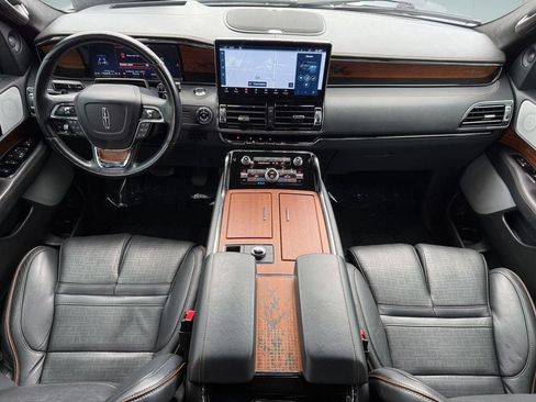 Used 2023 Lincoln Navigator Black Label AWD/4WD image 28