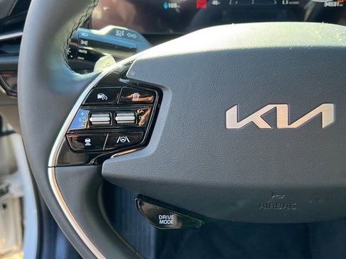 Used 2023 Kia Niro Wind w/ Wind Preserve Package image 23