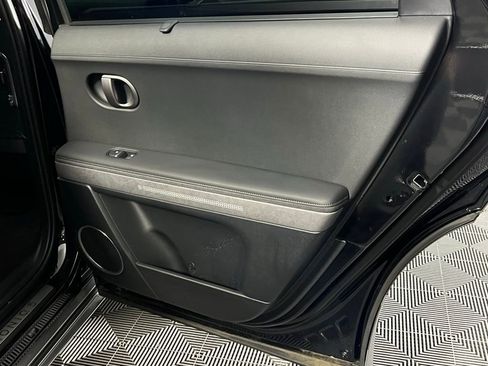 Used 2025 Hyundai Ioniq 5 Limited image 33