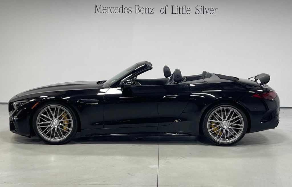 Used 2022 Mercedes-Benz SL 63 AMG 4MATIC image 3