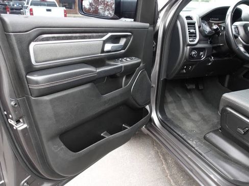 Used 2022 RAM 1500 Big Horn AWD/4WD image 15