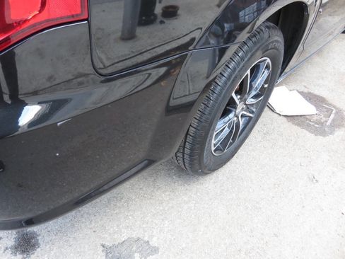 Used 2018 Dodge Grand Caravan GT image 33