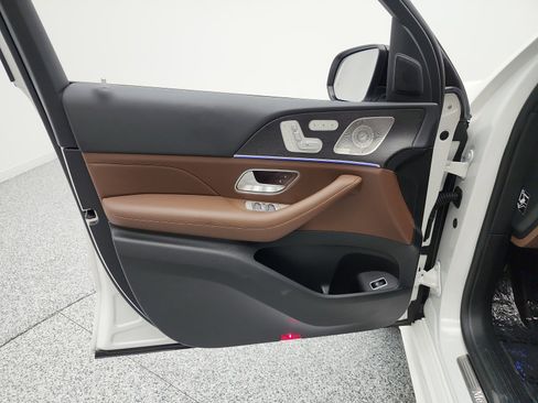 Certified 2024 Mercedes-Benz GLE 450 4MATIC image 15